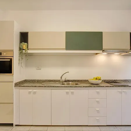 Little Gem Apartment